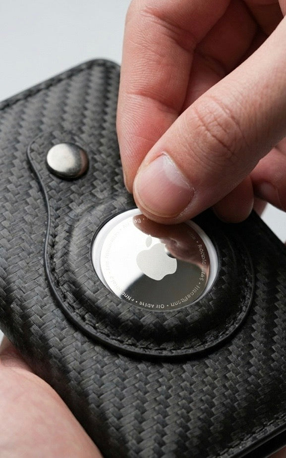Carbon Fiber Wallet – Adler & Iron™ Carbon-Edge Slim Wallet with AirTag Holder